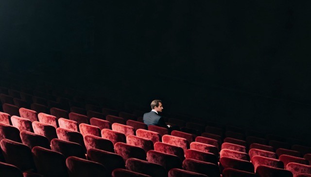 Solitary Cinema Noir